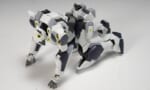 ロボットに乗り込むのって乗りやすいポーズしてても高所だし大変だよね…
